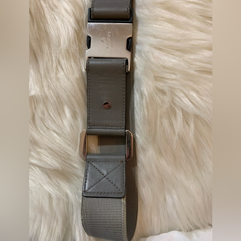 Gucci belt grey good condition